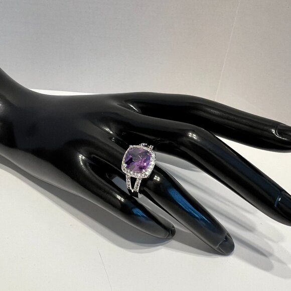 Cushion-Cut Amethyst & White Zircon Halo Sterling Silver Ring (Size 8)BEAUTIFUL - Picture 3 of 5